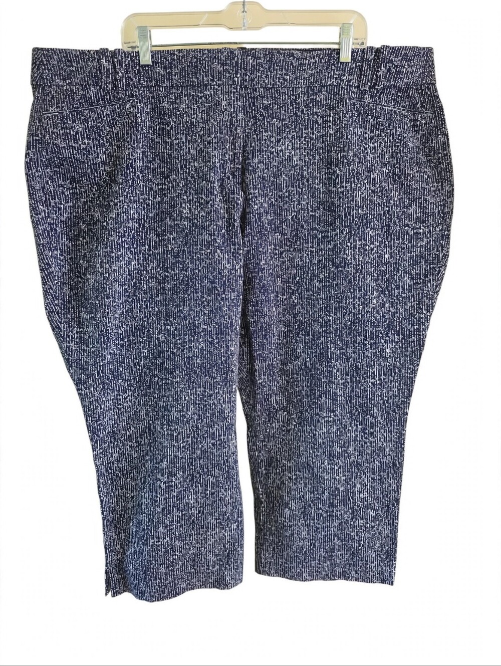 Lane Bryant The Allie Cropped Pants Size 24 Black White Textured Dash Print